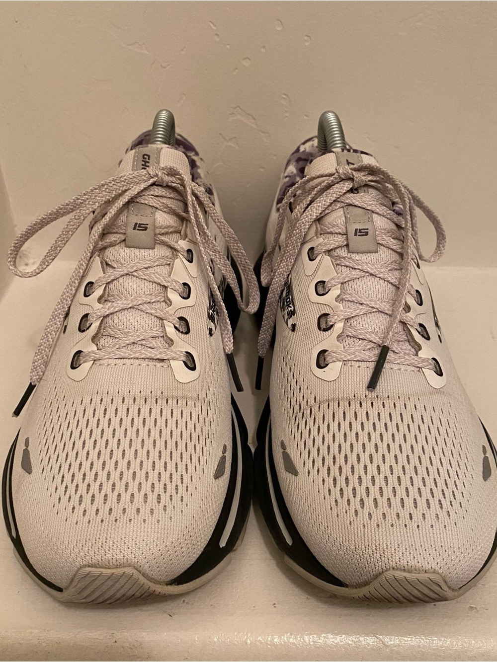 Brooks Ghost 15 Running Shoes Womens Size 9 M White Grey Camo 1203801B149 - Picture 3 of 7